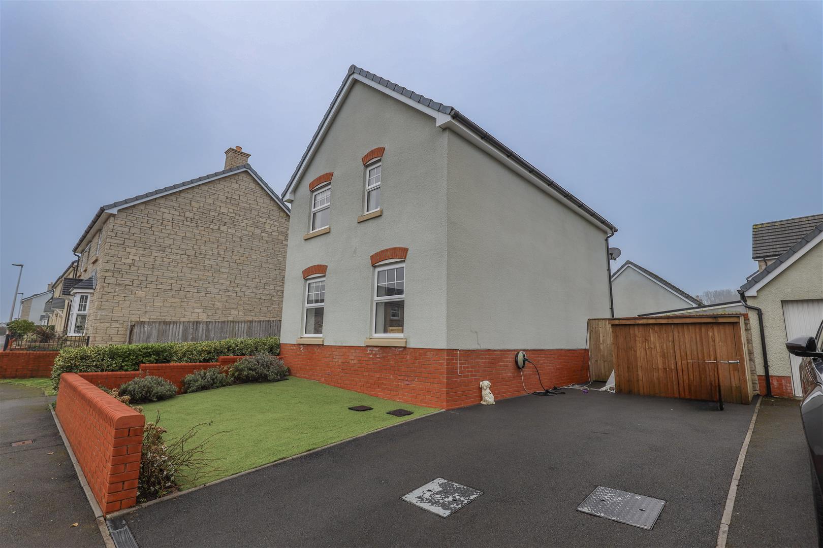 46 Dunraven Close, Cowbridge, Vale of Glamorgan, CF71 7FG
